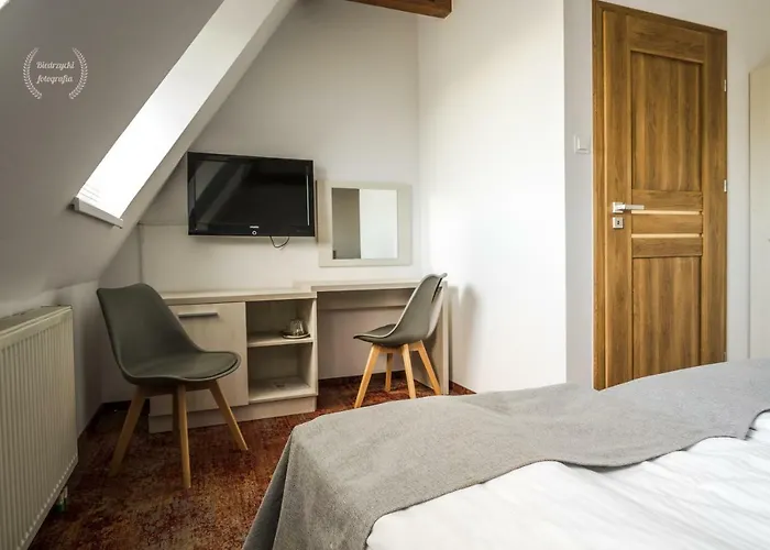 Отель Warmia 3*